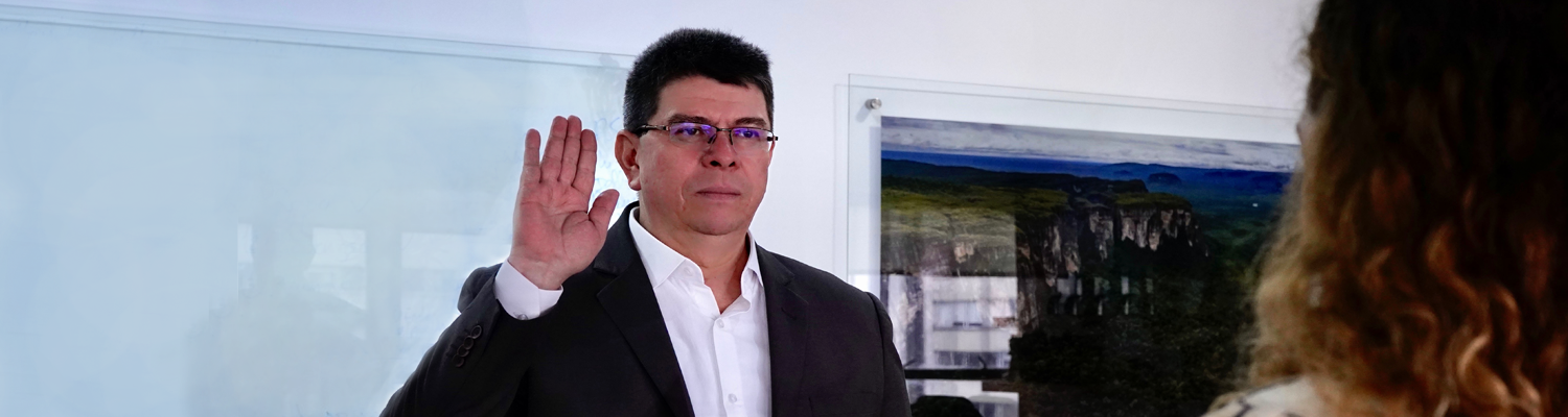 Posesión Director General