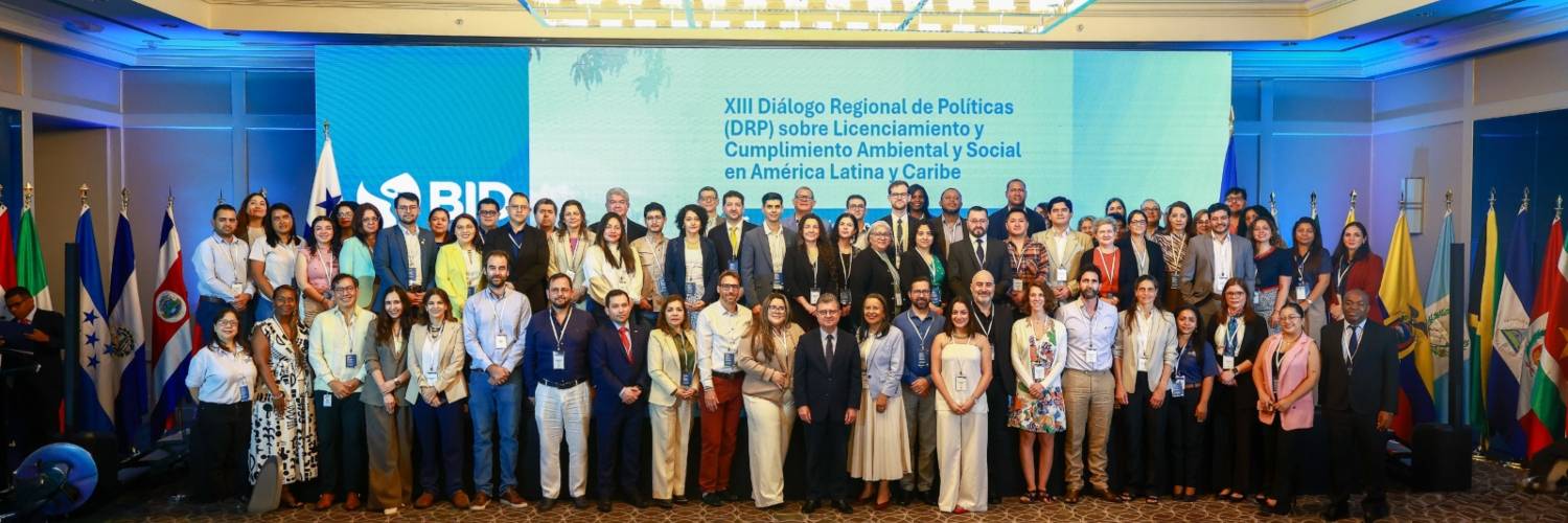 Imagen de referencia de líneas de transmisión
